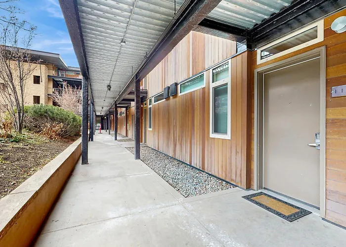 Chelan Resort Suites 2